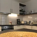 Lovelystay - Casa Palmeira Azul קארבואירו