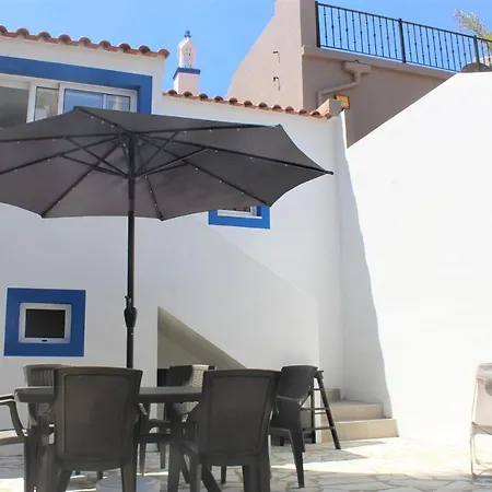 Lovelystay - Casa Palmeira Azul